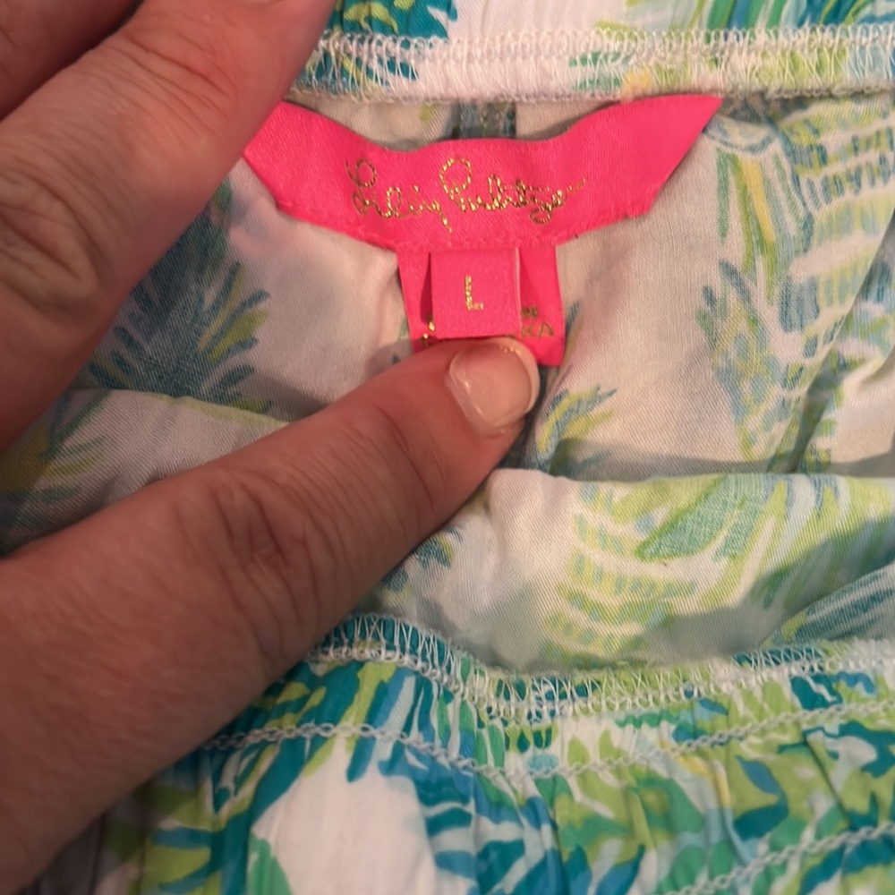 Lilly Pulitzer Katia Shorts - Picture 4 of 6